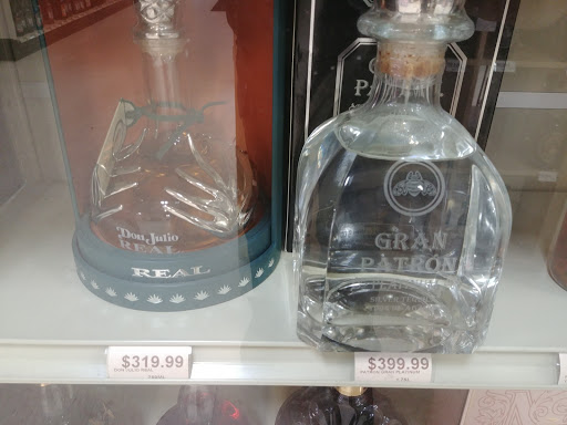 Liquor Store «Coastal Wine & Spirits», reviews and photos, 103 N Main St, Branford, CT 06405, USA