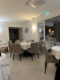 Atmosphère du Restaurant français Le Saint Martin à Amilly - n°1