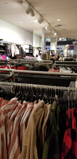 Clothing Store «H&M», reviews and photos, 400 S Baldwin Ave, Arcadia, CA 91007, USA