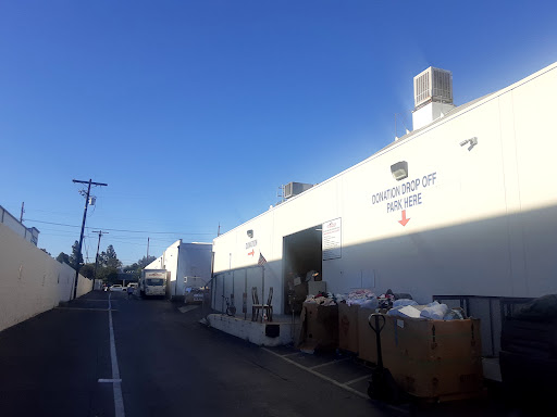Thrift Store «Super Thrift Store Rescue Mission», reviews and photos, 13422 Saticoy St, North Hollywood, CA 91605, USA