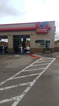 Valvoline Instant Oil Change - Photo 6 - Car repair in Carrollton, TX, Carrollton