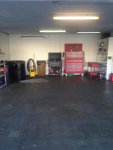 Auto Repair Shop «Hoover and Sons Auto Repair», reviews and photos, 2153 Seminole Blvd, Largo, FL 33778, USA