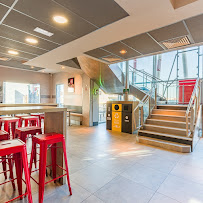Atmosphère du Restaurant KFC Poitiers Sud - n°13