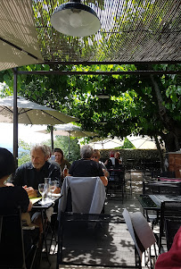 Atmosphère du Restaurant français Bistrot la Terrasse à Joucas - n°13