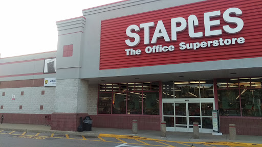 Office Supply Store «Staples», reviews and photos, 163 Highland Ave, Needham, MA 02494, USA