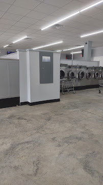 24hr Laundromat Centerville - Photo 9 - Car repair in Centerville, GA, Macon