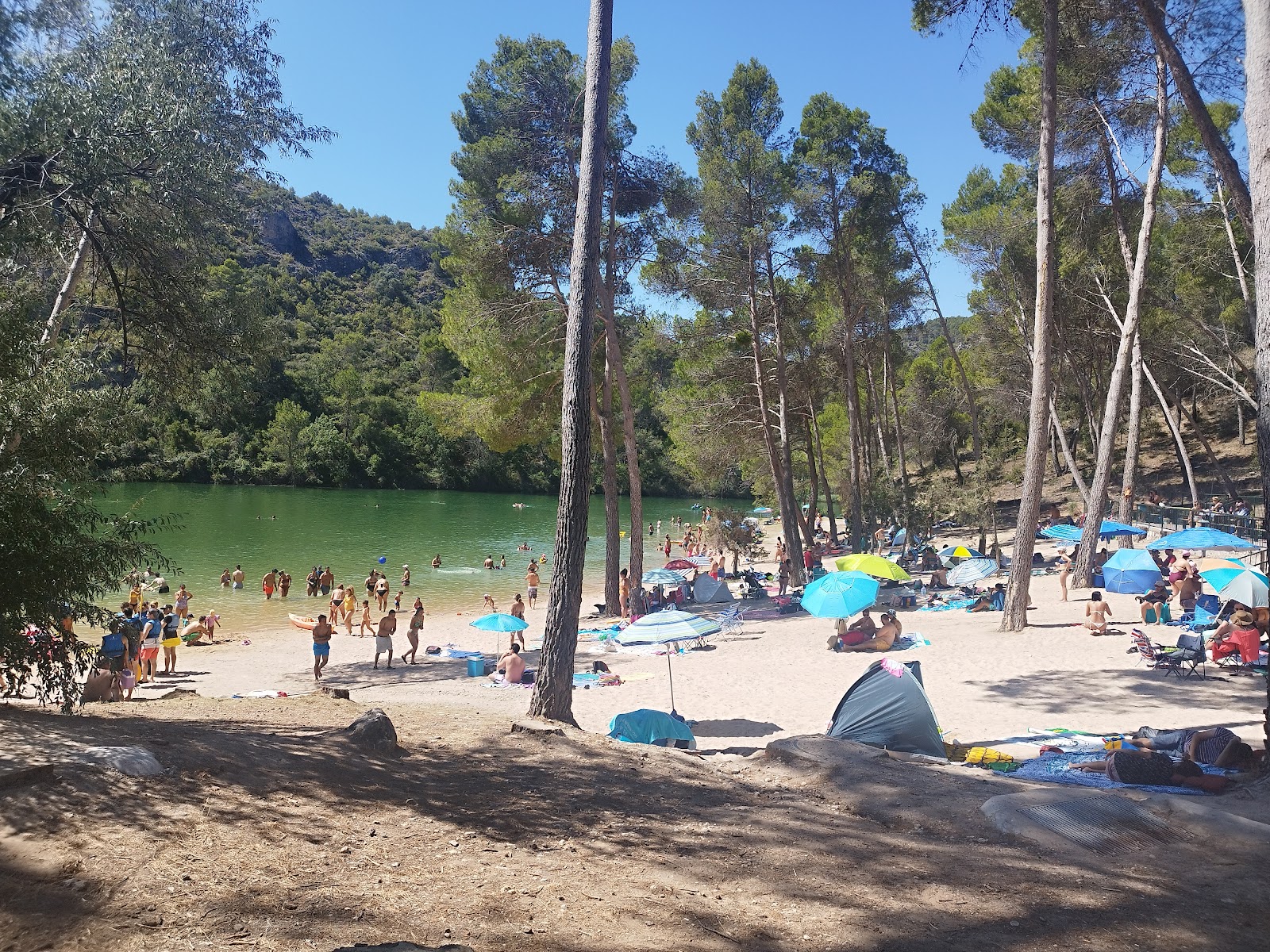 Zdjęcie Plaża Bolarque obszar udogodnień