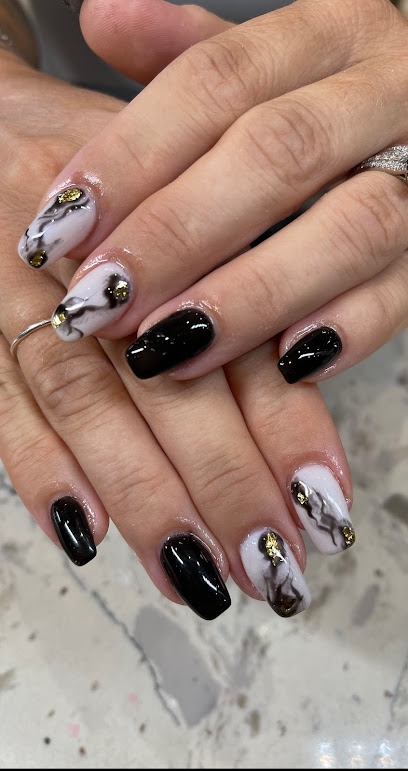 Oasis Nails