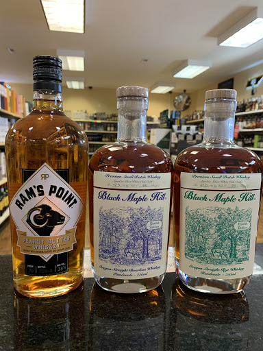 Liquor Store «Peavine Wine & Spirits», reviews and photos, 745 Peavine Rd, Crossville, TN 38571, USA