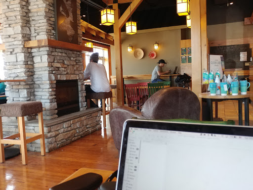 Coffee Shop «Caribou Coffee», reviews and photos, 4210 Winnetka Ave N, Minneapolis, MN 55428, USA