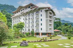Club Mahindra Resort - Le Vintuna, Gangtok, Sikkim image