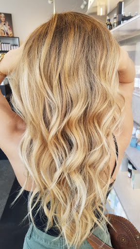 Beauty Salon «Blu A Color Salon», reviews and photos, 912 Meramec Station Rd, Valley Park, MO 63088, USA