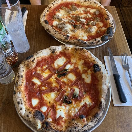 #3 best pizza place in New York - San Matteo