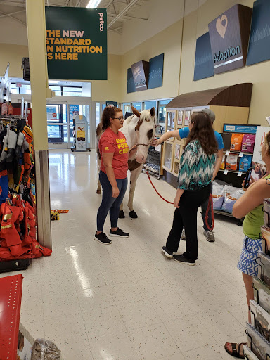 Pet Supply Store «Petco Animal Supplies», reviews and photos, 187 Stonebrook Pl, Jackson, TN 38305, USA