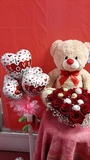 Florist «HOUSE OF BUTTERFLIES FLORIST», reviews and photos, 1303 W Buckingham Rd #109, Garland, TX 75040, USA