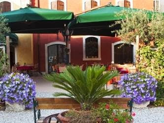 Hotel Antichi Cortili - Verona Via Cavour, 13, 37062 Dossobuono VR, Italia