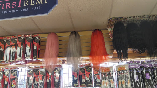 Cosmetics Store «Diamond Girl Beauty Supply», reviews and photos, 2675 NW 207th St, Miami Gardens, FL 33056, USA