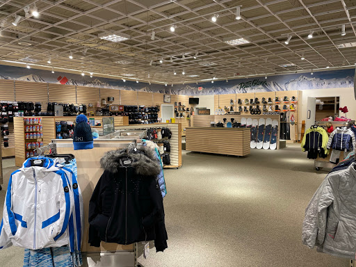 Sporting Goods Store «Peter Glenn Ski & Sports», reviews and photos, 5600 Roswell Rd, Atlanta, GA 30342, USA
