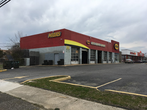 Auto Parts Store «AutoZone», reviews and photos, 1747 Sunrise Hwy, Bay Shore, NY 11706, USA