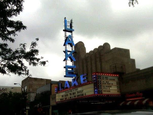 Movie Theater «Lake Theatre: Classic Cinemas», reviews and photos, 1022 Lake St, Oak Park, IL 60301, USA