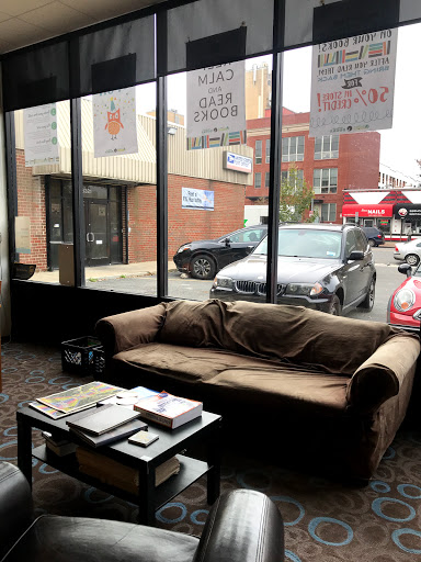 Book Store «Walls Of Books», reviews and photos, 3325 Georgia Ave NW, Washington, DC 20010, USA