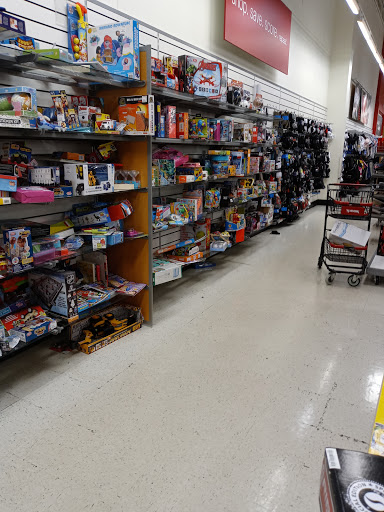 Shopping Mall «Loop West Shopping Center», reviews and photos, 2001 W Osceola Pkwy, Kissimmee, FL 34741, USA