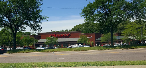 Grocery Store «Schnucks», reviews and photos, 2665 N Illinois St, Swansea, IL 62226, USA