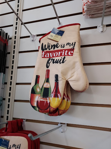 Dollar Store «Dollar Tree», reviews and photos, 30887 Orchard Lake Rd, Farmington Hills, MI 48334, USA