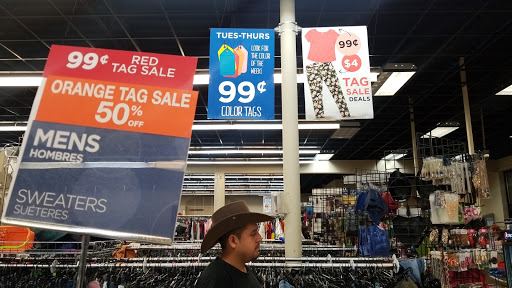 Thrift Store «Yakima Goodwill», reviews and photos, 3710 Tieton Dr, Yakima, WA 98902, USA