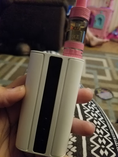 Vaporizer Store «Woodstock Vape & Glass Gallery», reviews and photos, 46699 Van Dyke, Shelby Charter Township, MI 48317, USA