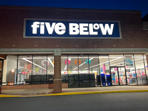 Variety Store «Five Below», reviews and photos, 13005 Lee Jackson Memorial Hwy, Fairfax, VA 22033, USA