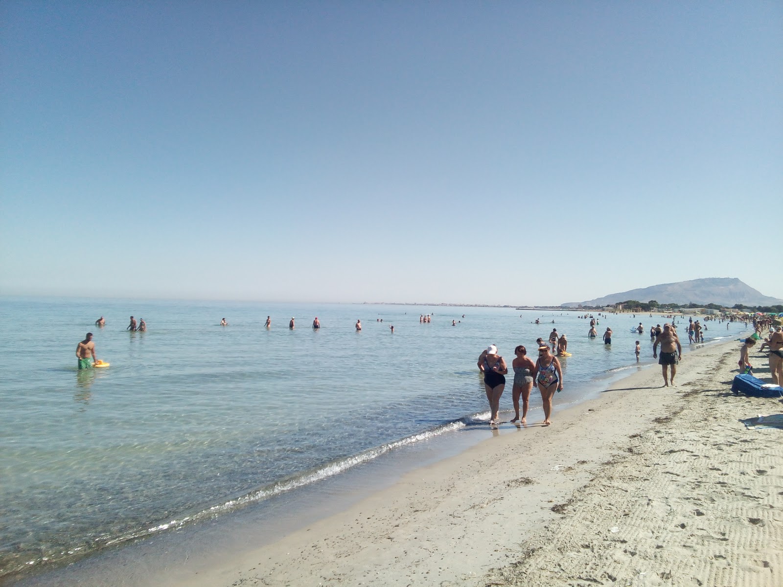 Foto de Spiaggia Marausa con parcialmente limpio nivel de limpieza