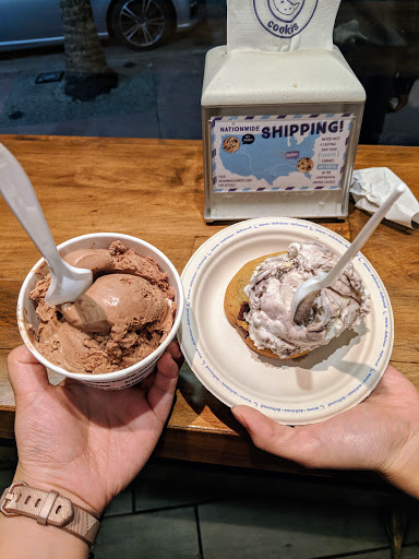 Cookie Shop «Insomnia Cookies», reviews and photos, 1227 Washington Ave, Miami Beach, FL 33139, USA