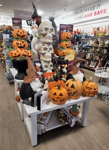 Department Store «HomeGoods», reviews and photos, 558 New York Ave, Lyndhurst, NJ 07071, USA