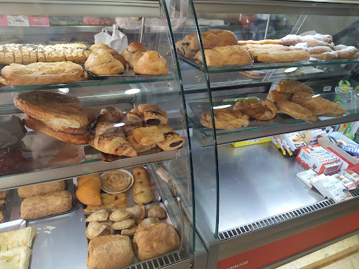 Cafetería y Pastelería Chelo’s en Olula del Río, Almería