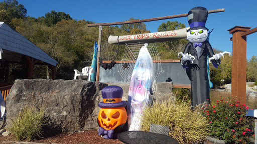 Canoe & Kayak Store «Caney Fork Outdoors - River Store», reviews and photos, 1193 Wolf Creek Rd, Silver Point, TN 38582, USA