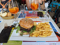 Hamburger du Restaurant français Le Tonneau à Bourg-Saint-Maurice - n°9