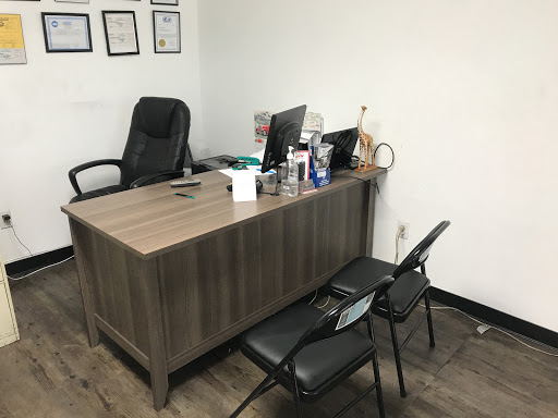 Auto Repair Shop «Roseville Auto Repair And Lube», reviews and photos, 5630 Roseville Rd Suite# B, Sacramento, CA 95842, USA