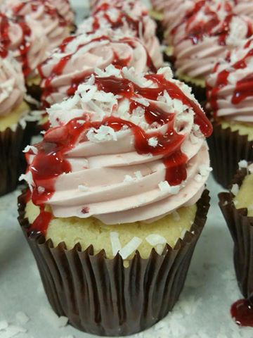 Bakery «Smallcakes Cupcakery & Creamery», reviews and photos, 9699 N Hayden Rd #109, Scottsdale, AZ 85258, USA