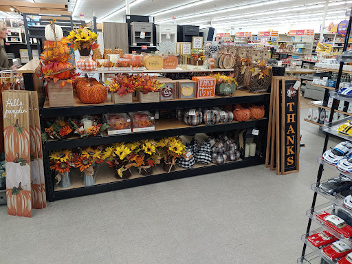 Discount Store «Big Lots», reviews and photos, 2260 MacArthur Dr, Orange, TX 77630, USA