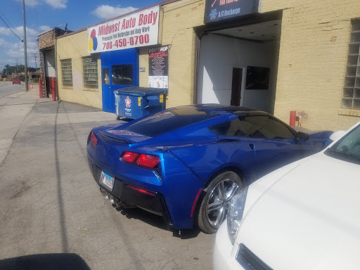 Auto Body Shop «Midwest Auto Body Shop», reviews and photos, 3405 W Lake St, Melrose Park, IL 60160, USA