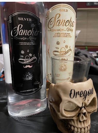 Liquor Store «Tenth Avenue Liquor Store», reviews and photos, 925 SW 10th Ave, Portland, OR 97205, USA