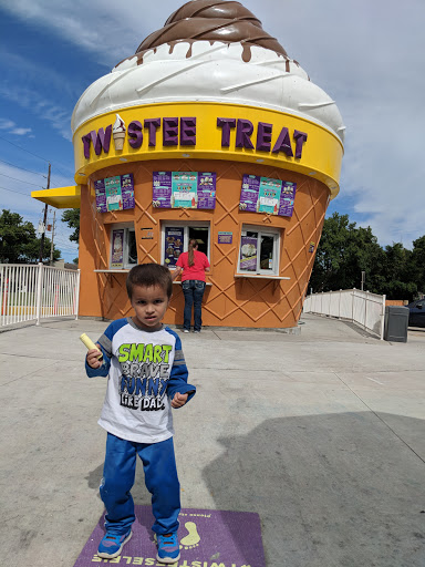 Ice Cream Shop «Twistee Treat Tidwell», reviews and photos, 7500 W Tidwell Rd, Houston, TX 77040, USA