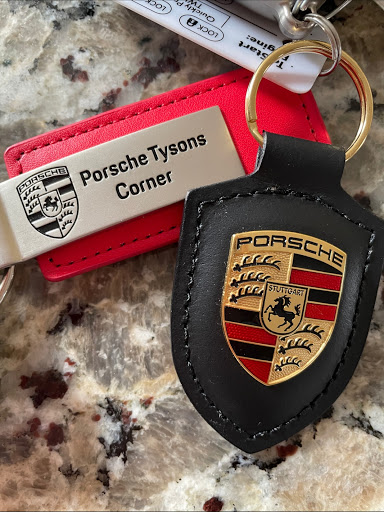 Porsche Dealer «Porsche of Tysons Corner», reviews and photos, 8601 Westwood Center Dr, Vienna, VA 22182, USA