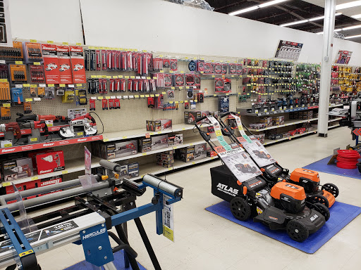 Hardware Store «Harbor Freight Tools», reviews and photos, 668 N. Riverside, Clarksville, TN 37040, USA