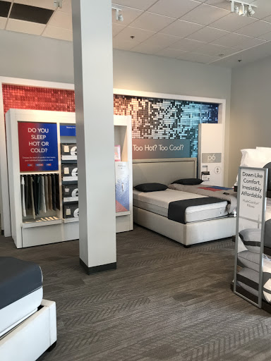 Shopping Mall «Shops of Saddle Creek», reviews and photos, 7509 Poplar Ave #1, Germantown, TN 38138, USA