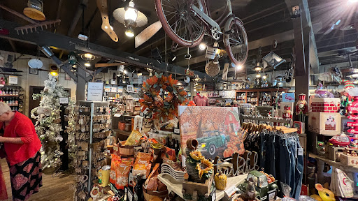 American Restaurant «Cracker Barrel Old Country Store», reviews and photos, 2140 Mana Ct, Rock Hill, SC 29730, USA