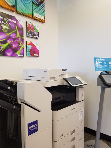 Print Shop «FedEx Office Print & Ship Center», reviews and photos, 23325 Hawthorne Blvd, Torrance, CA 90505, USA