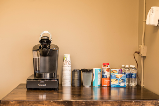 Auto Repair Shop «Franklin Automotive - Service and Repair», reviews and photos, 307 5th Ave N, Franklin, TN 37064, USA