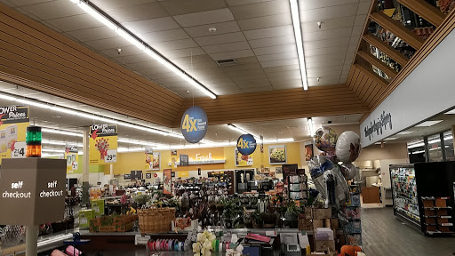Grocery Store «Albertsons», reviews and photos, 19500 WA-99 Suite 110, Lynnwood, WA 98036, USA
